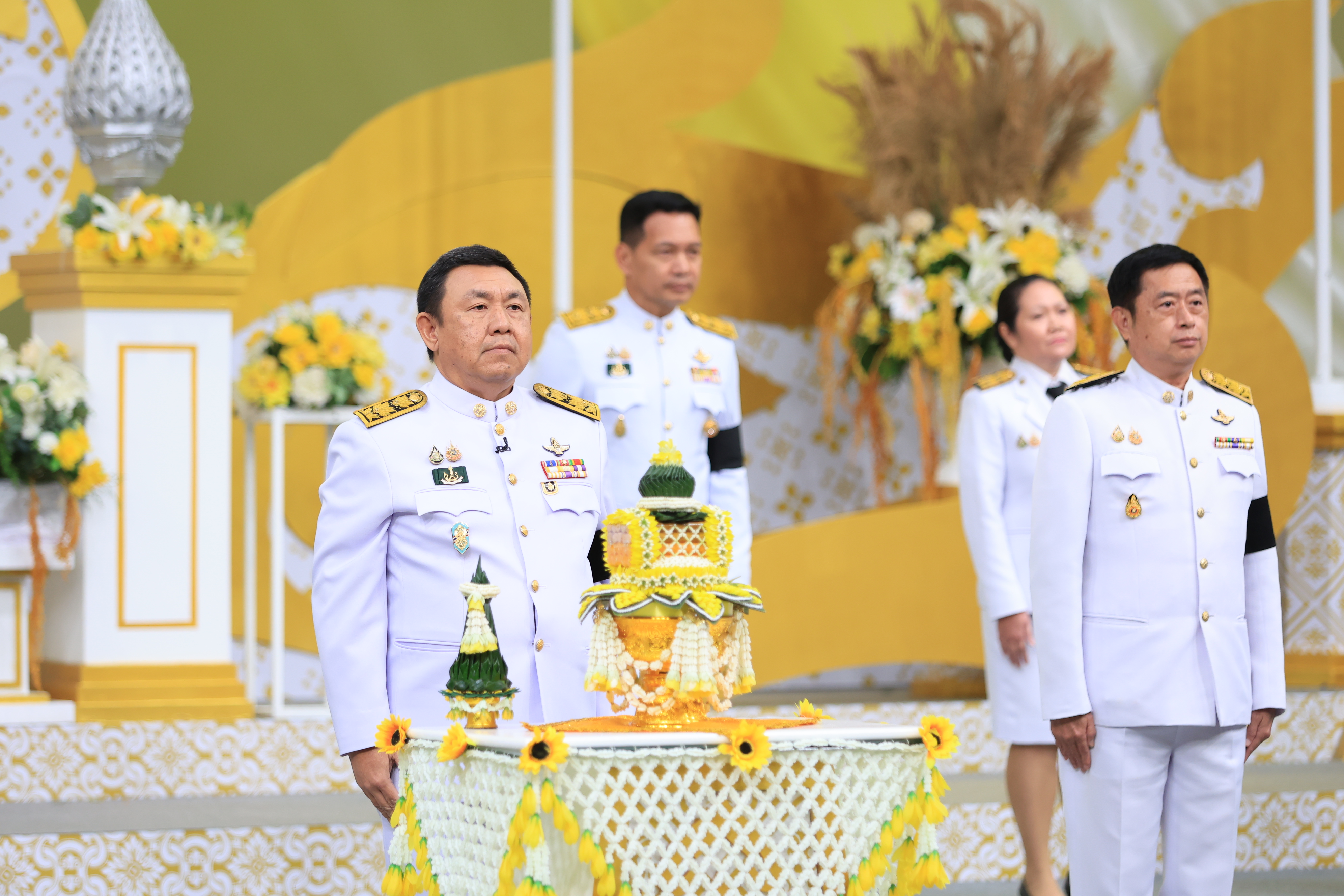 title - คณะผู้บริหาร ส.ป.ก. บันทึกเทปถวายพระพรชัยมงคล เนื่องในโอกาสมหามงคลเฉลิมพระชนมพรรษา 74 พรรษา พระบาทสมเด็จพระปรเมนทรรามาธิบดีศรีสินทร มหาวชิราลงกรณ พระวชิรเกล้าเจ้าอยู่หัว